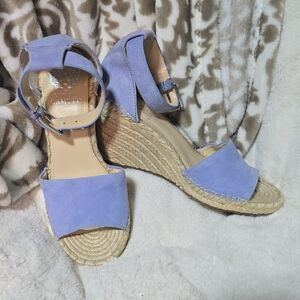 NWOT Vince Camuto Leera Espadrille Sandles
